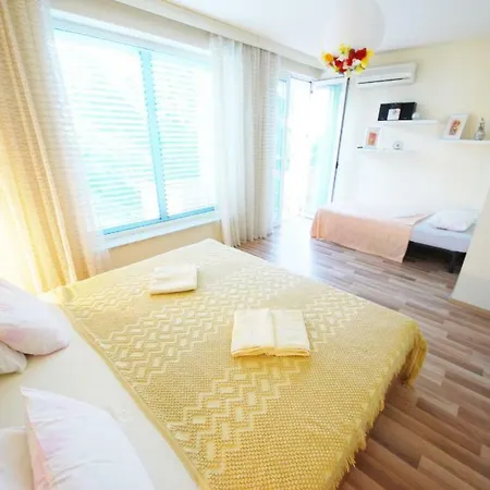 Vacation Feriehus Kaštela